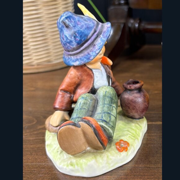 Vintage 1976 Hummel Figurine - Coffee Break - Goelbel Club Exclusive TMK-6 - Picture 5 of 12